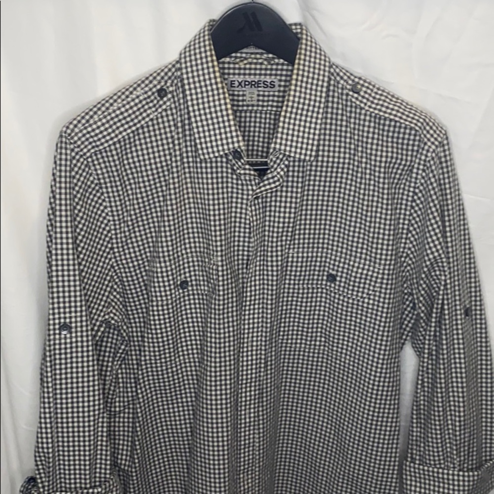 Men’s casual button down Express dress shirt. L